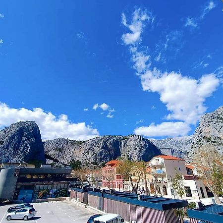 Apartment Glavaric Omiš Exteriör bild