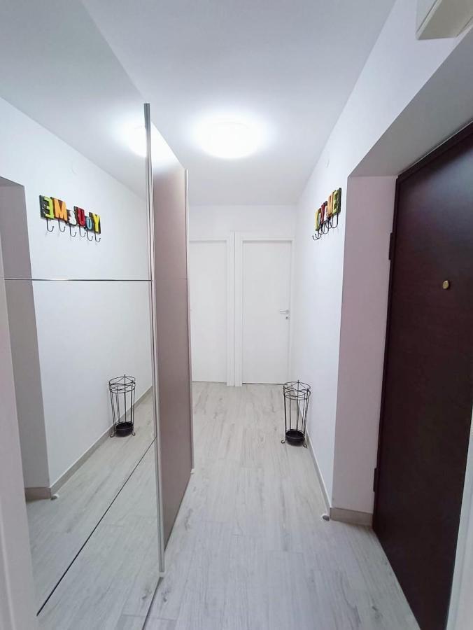 Apartment Glavaric Omiš Exteriör bild