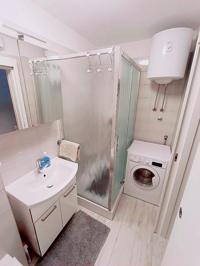 Apartment Glavaric Omiš Exteriör bild