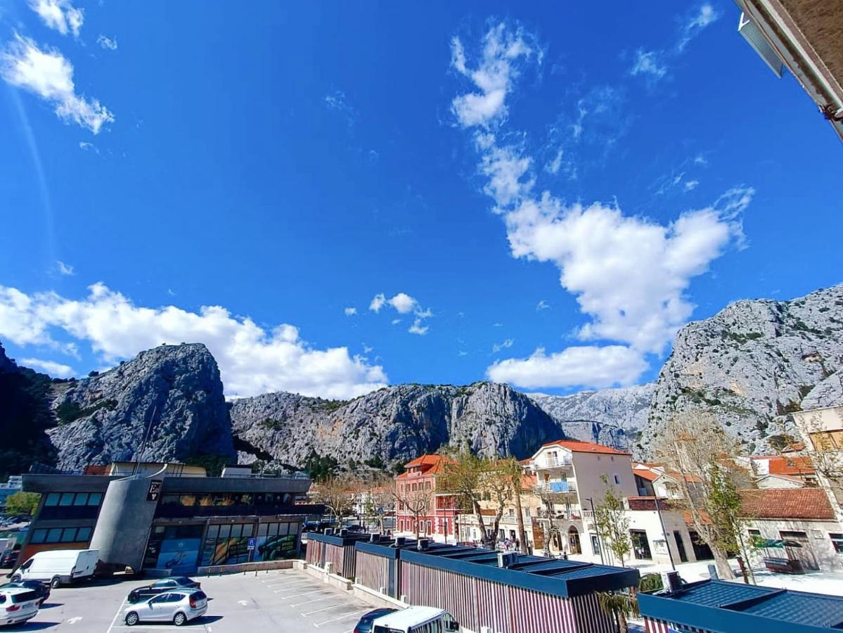 Apartment Glavaric Omiš Exteriör bild