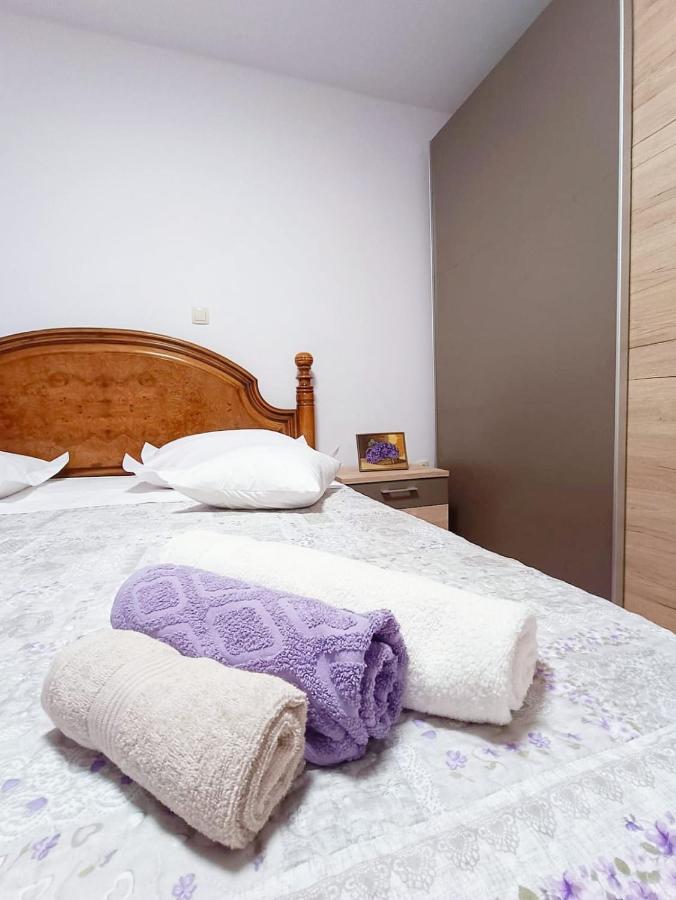 Apartment Glavaric Omiš Exteriör bild